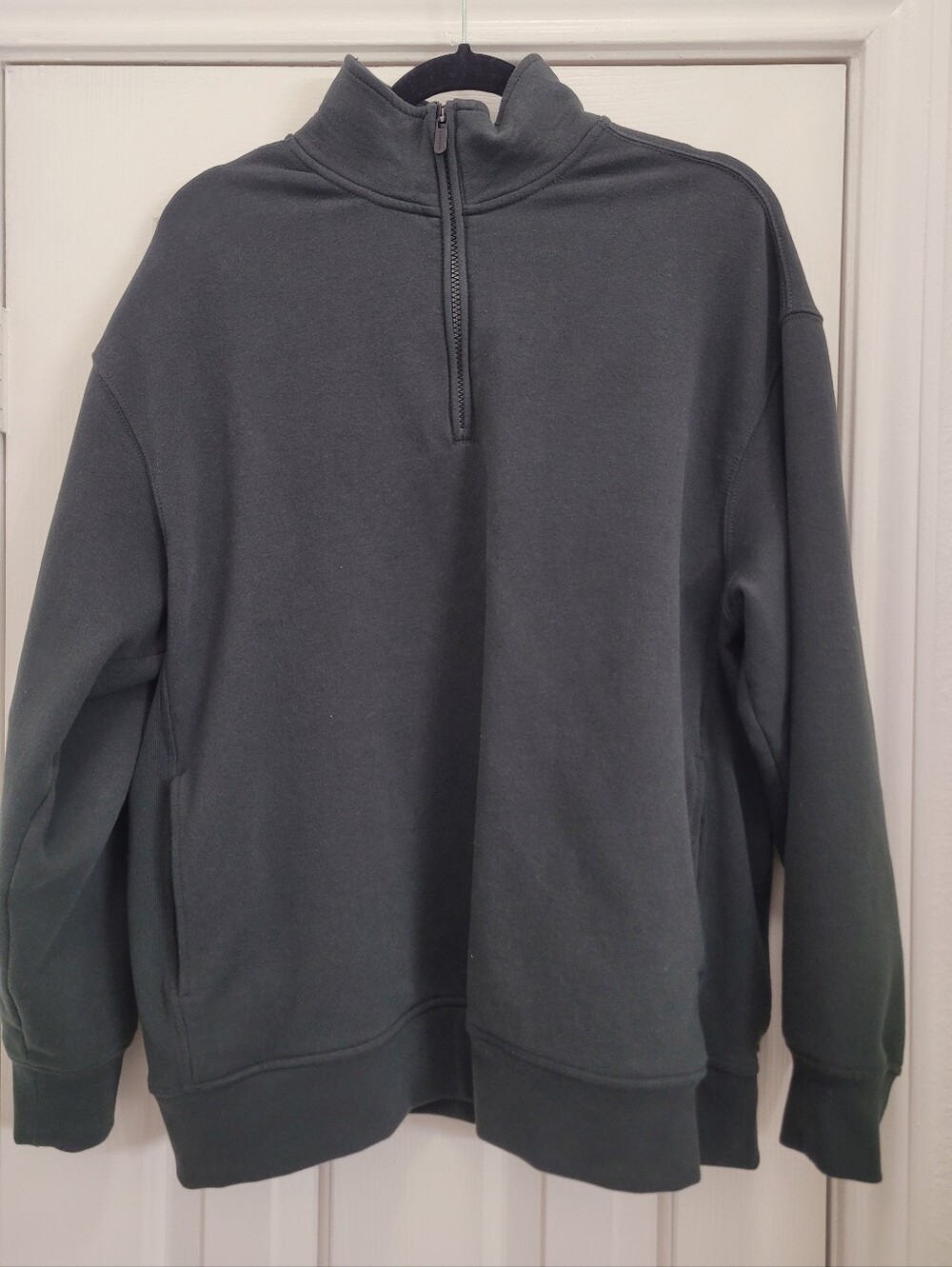Athleta Forever Fleece Quarter Zip Swearshirt in Color Elm Size Medium